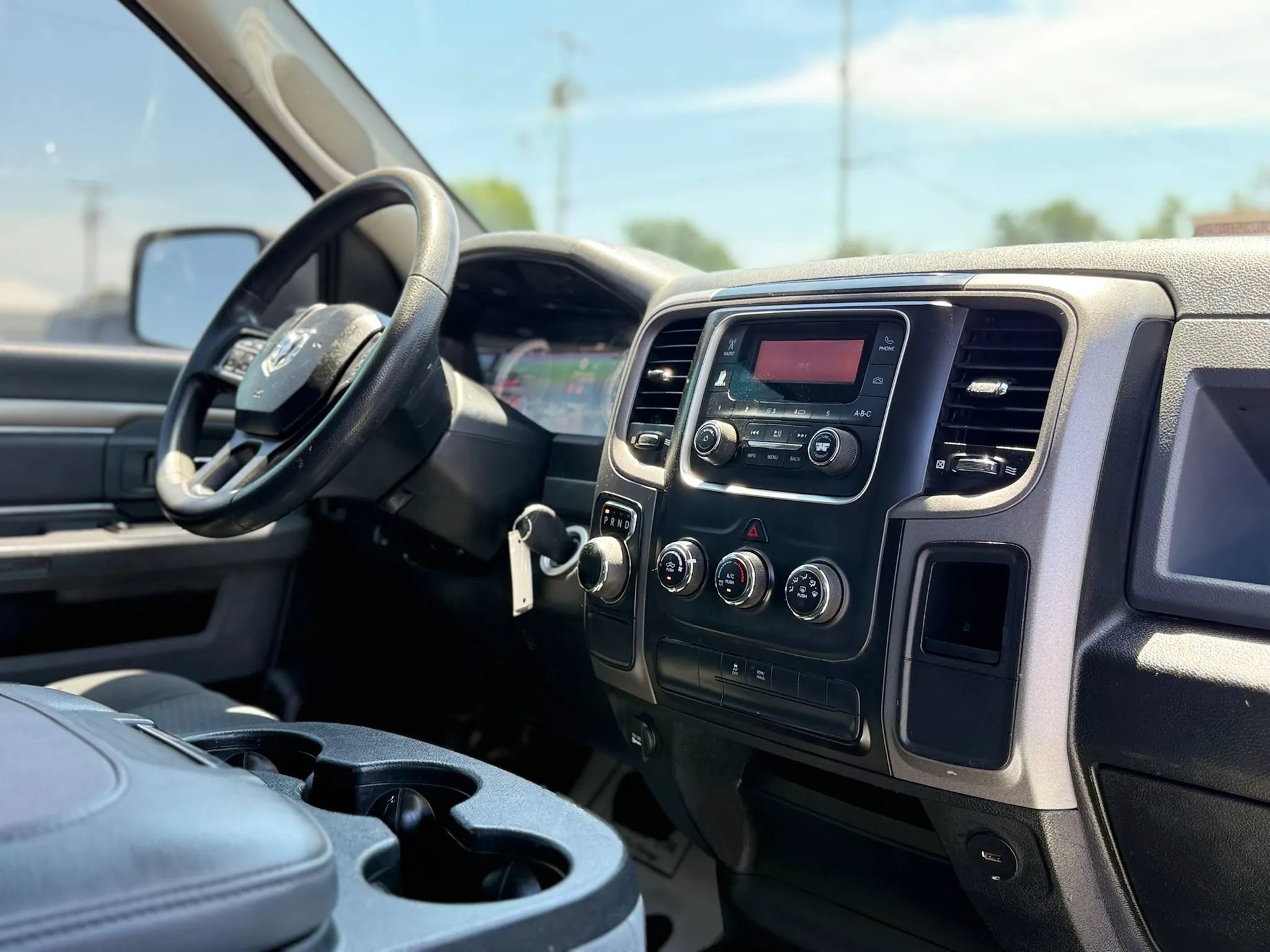 Used 2020 RAM 1500 Tradesman w/ Chrome Plus Package RWD image 35