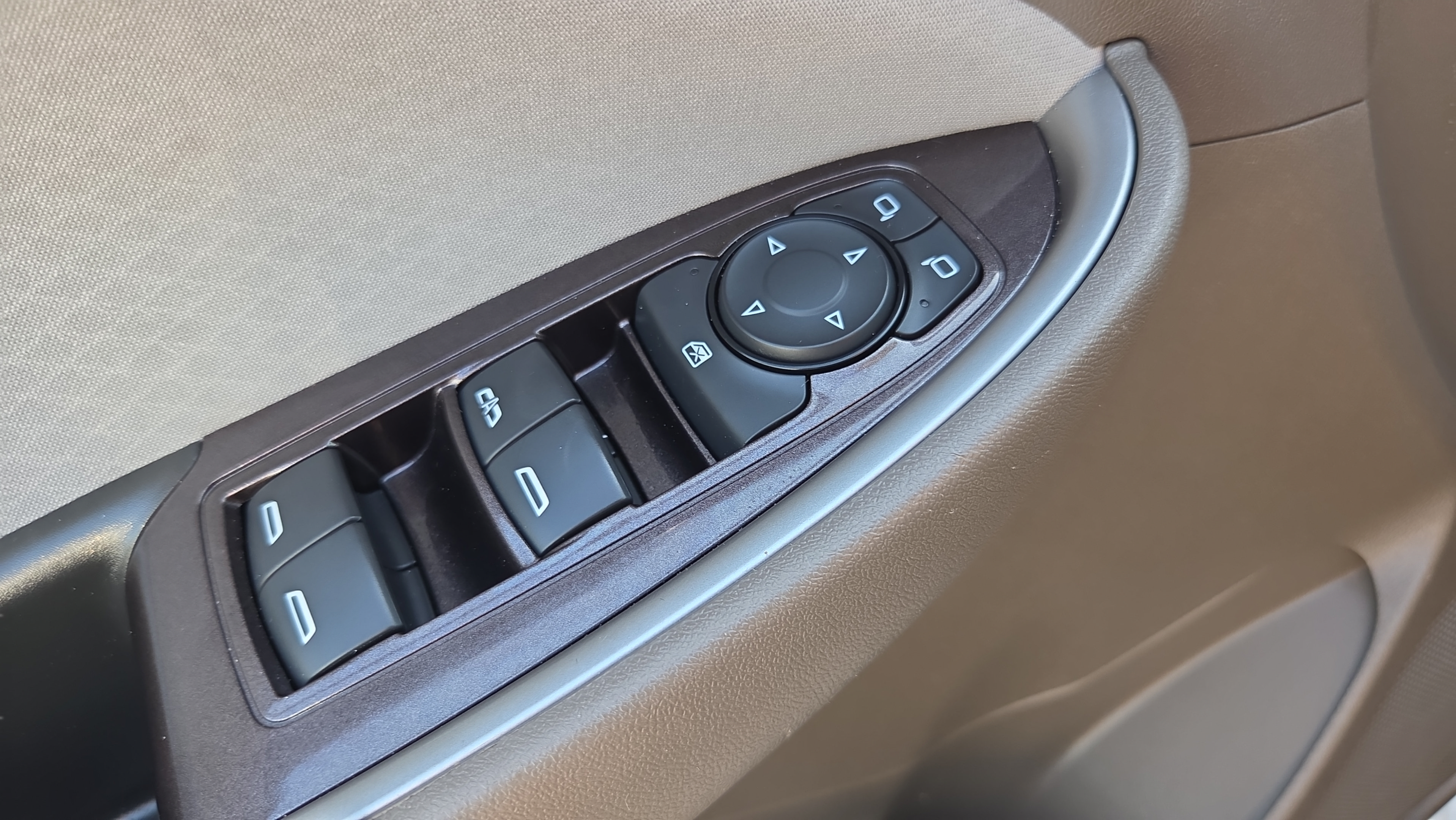 Certified 2024 Chevrolet Malibu LT FWD image 28