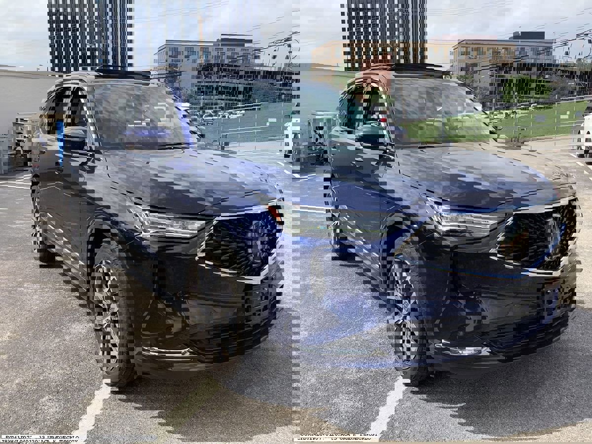 Used 2023 Acura MDX FWD w/ Technology Package image 4