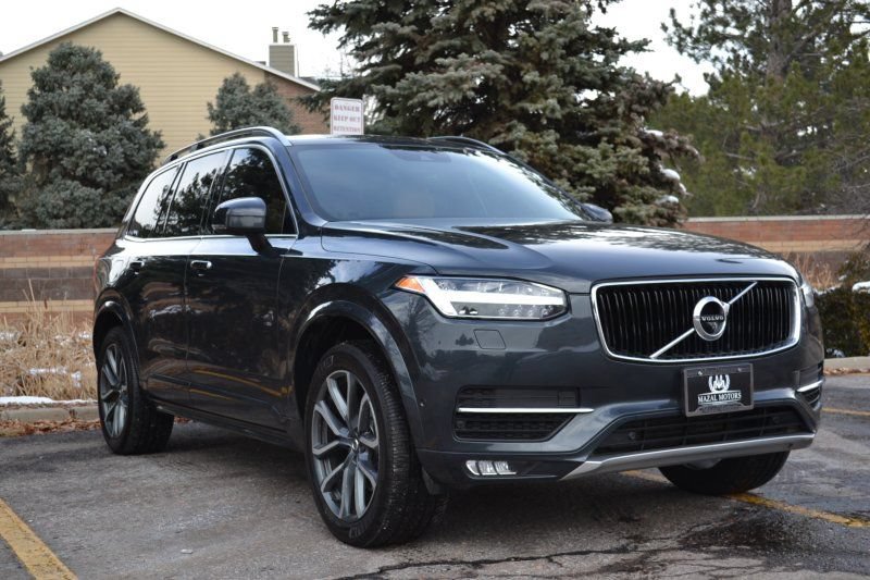Used 2017 Volvo XC90 T6 Momentum w/ Vision Package AWD/4WD image 6