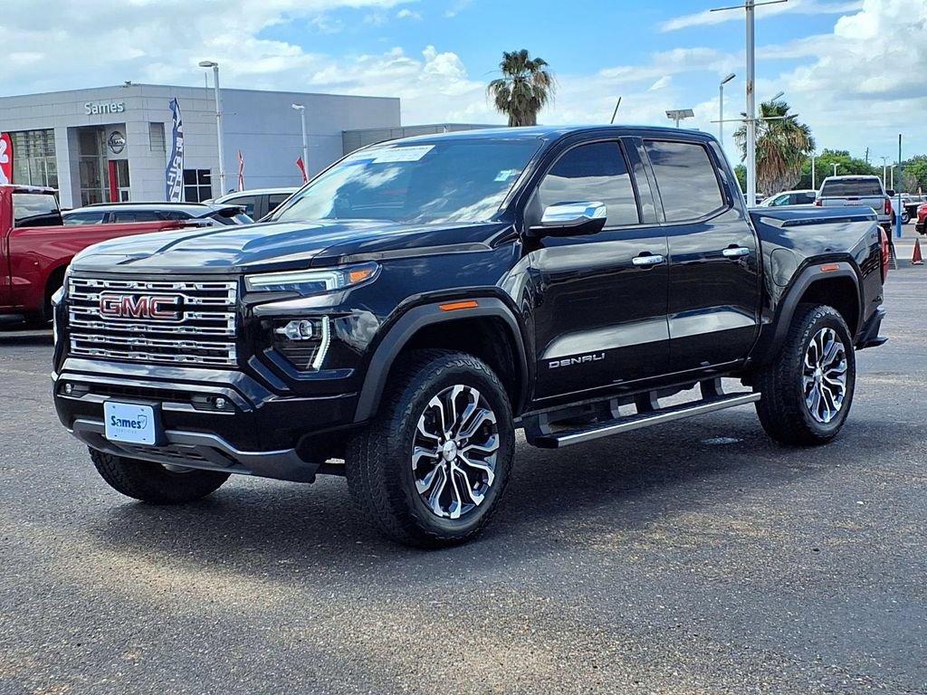 Used 2024 GMC Canyon Denali AWD/4WD image 4