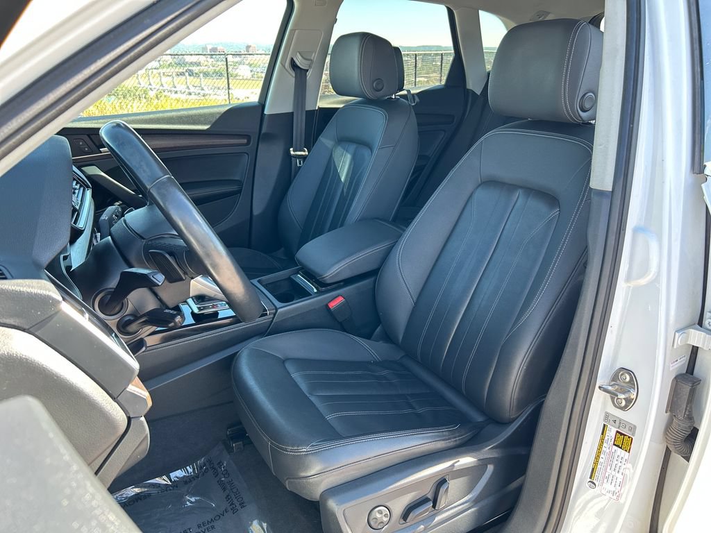 Used 2021 Audi Q5 2.0T Premium Plus w/ Premium Plus Package AWD/4WD image 15