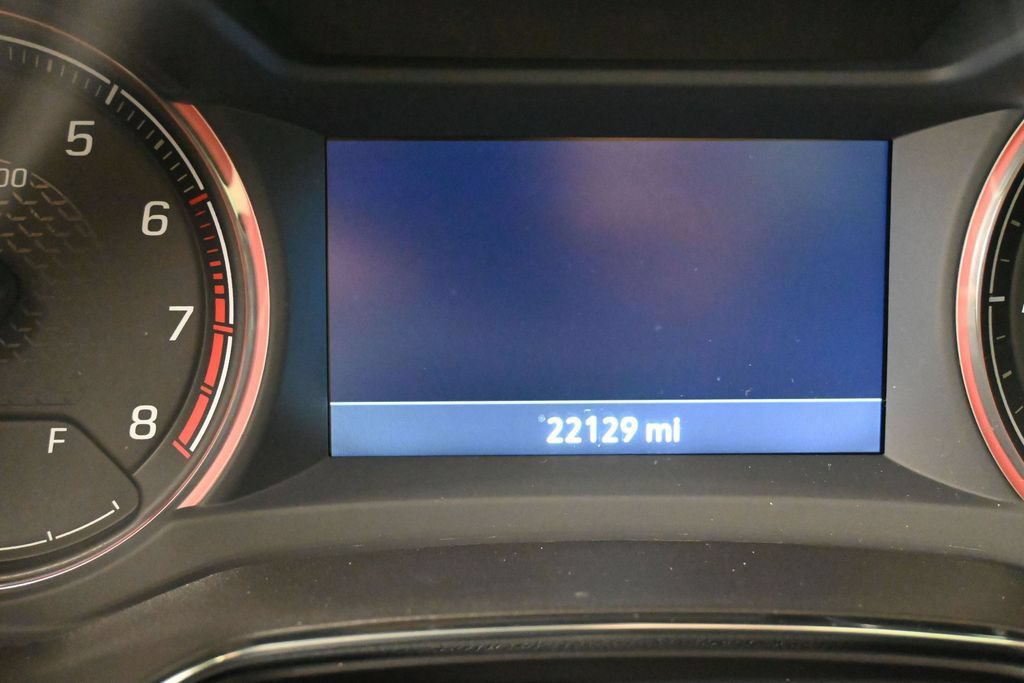 Used 2023 Chevrolet TrailBlazer RS w/ Sun and Liftgate Package AWD/4WD image 13