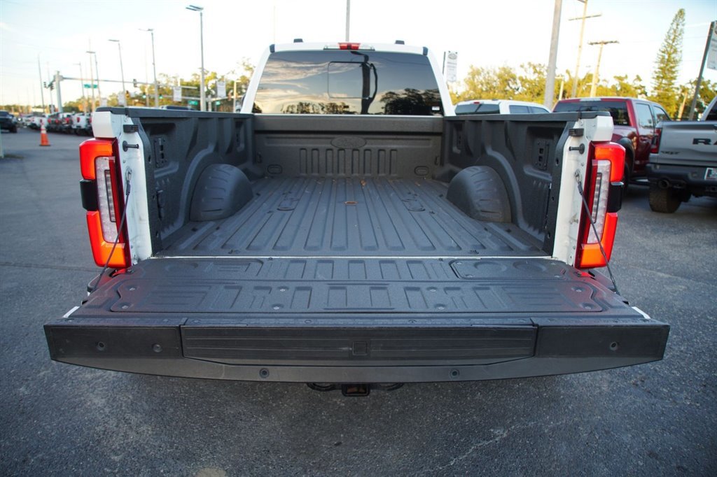 Used 2024 Ford F450 Platinum w/ FX4 Off-Road Package image 53
