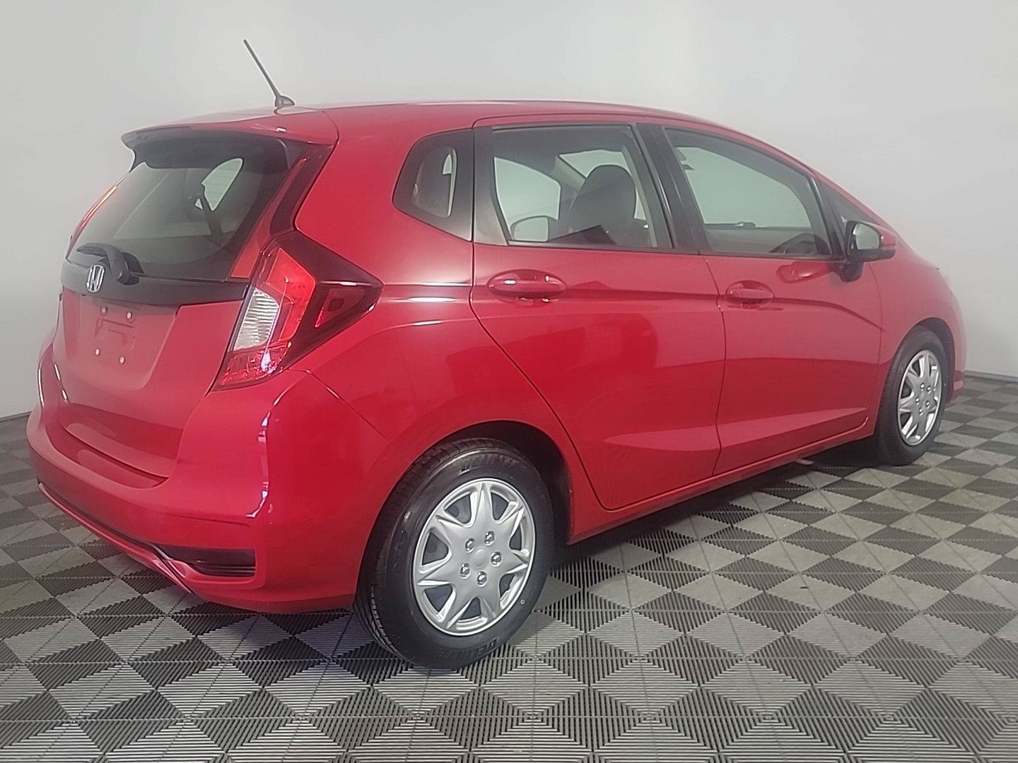 Certified 2018 Honda Fit LX image 4