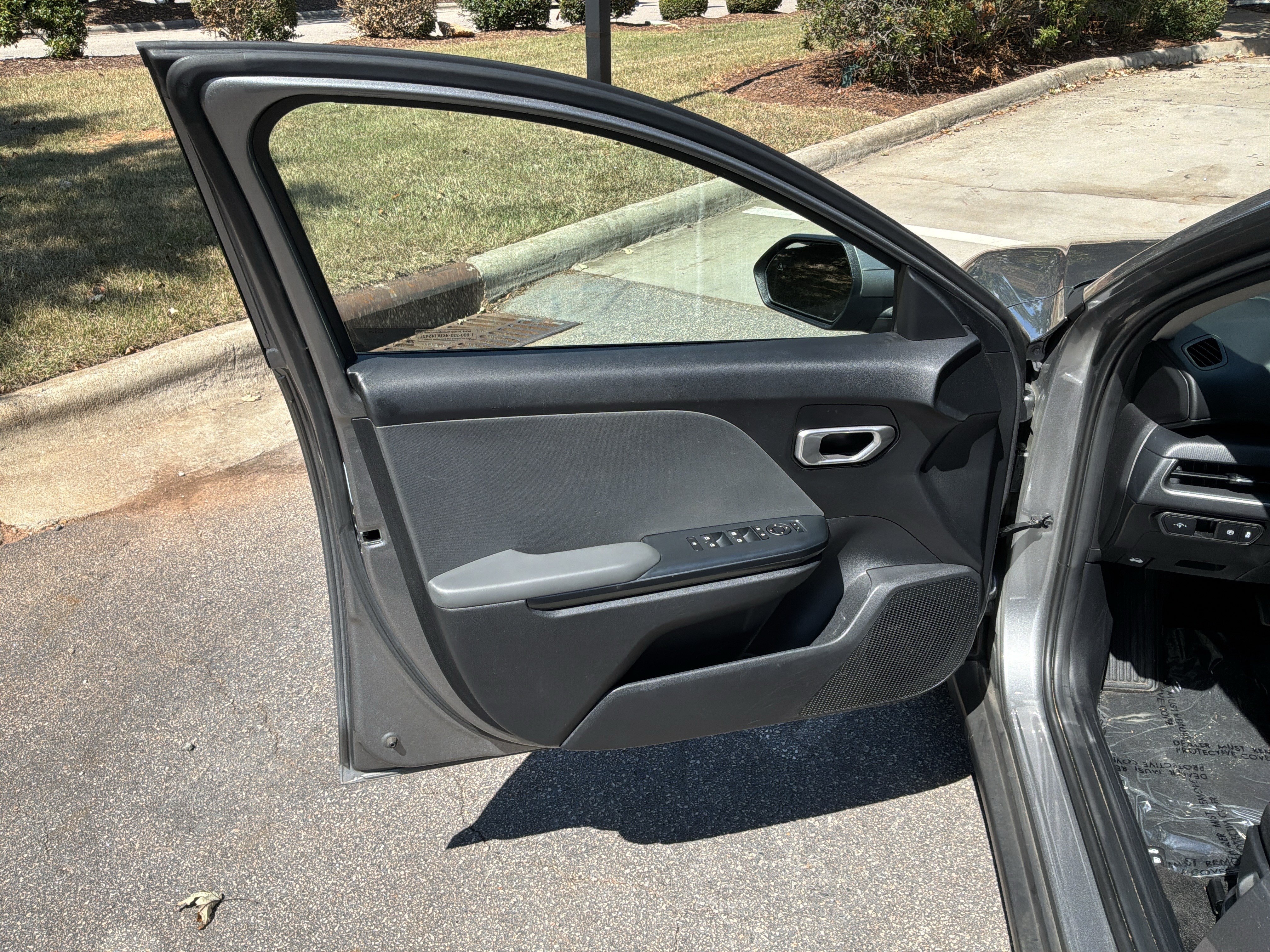 Used 2025 Kia K4 FWD image 14