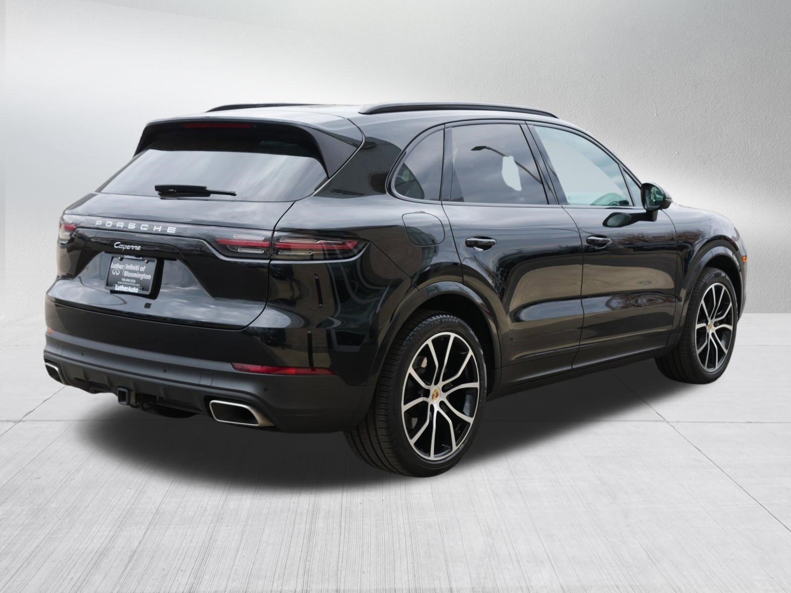 Used 2023 Porsche Cayenne image 7