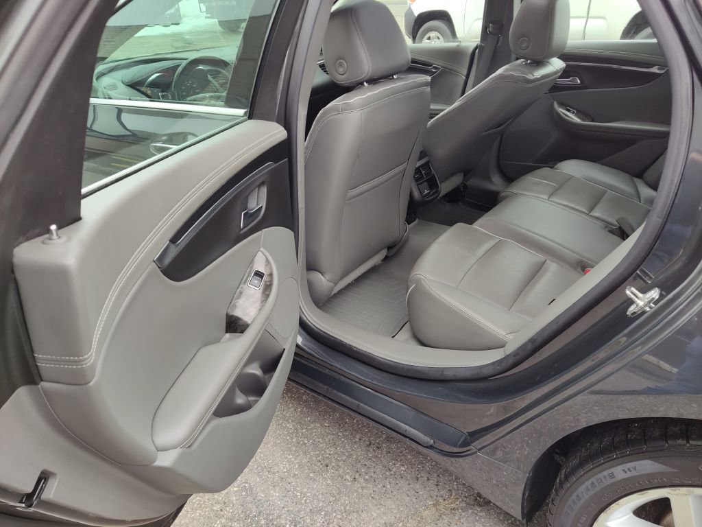 Used 2015 Chevrolet Impala LTZ image 14