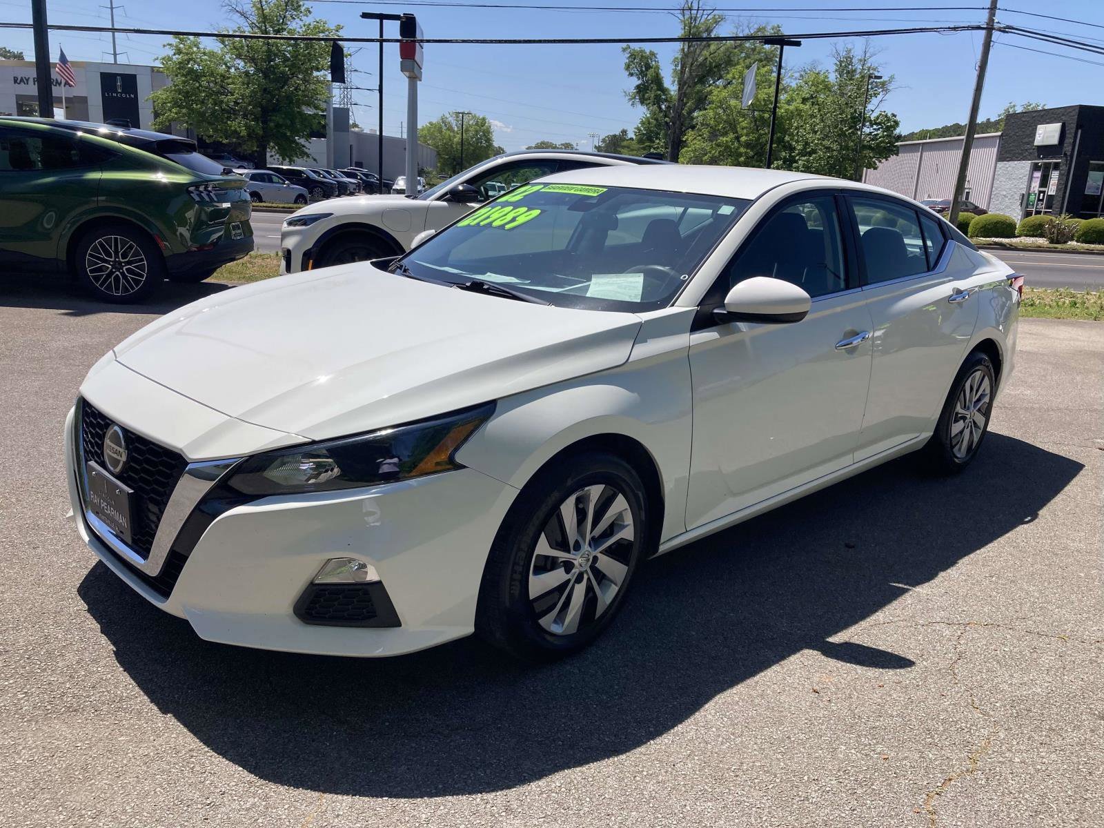 Used 2022 Nissan Altima 2.5 S FWD image 9