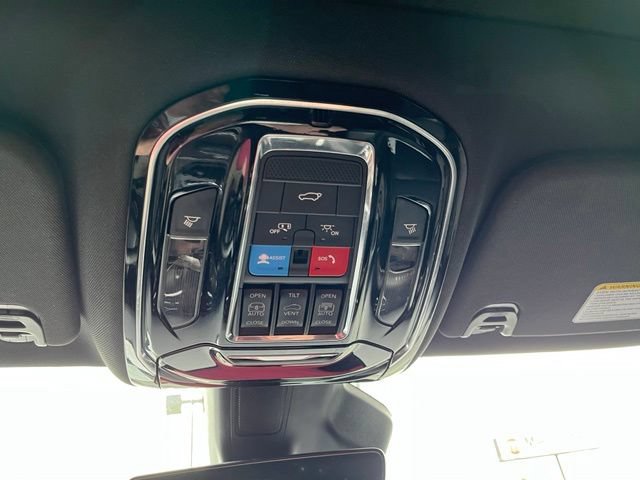 Used 2024 Jeep Grand Wagoneer L 4WD image 13