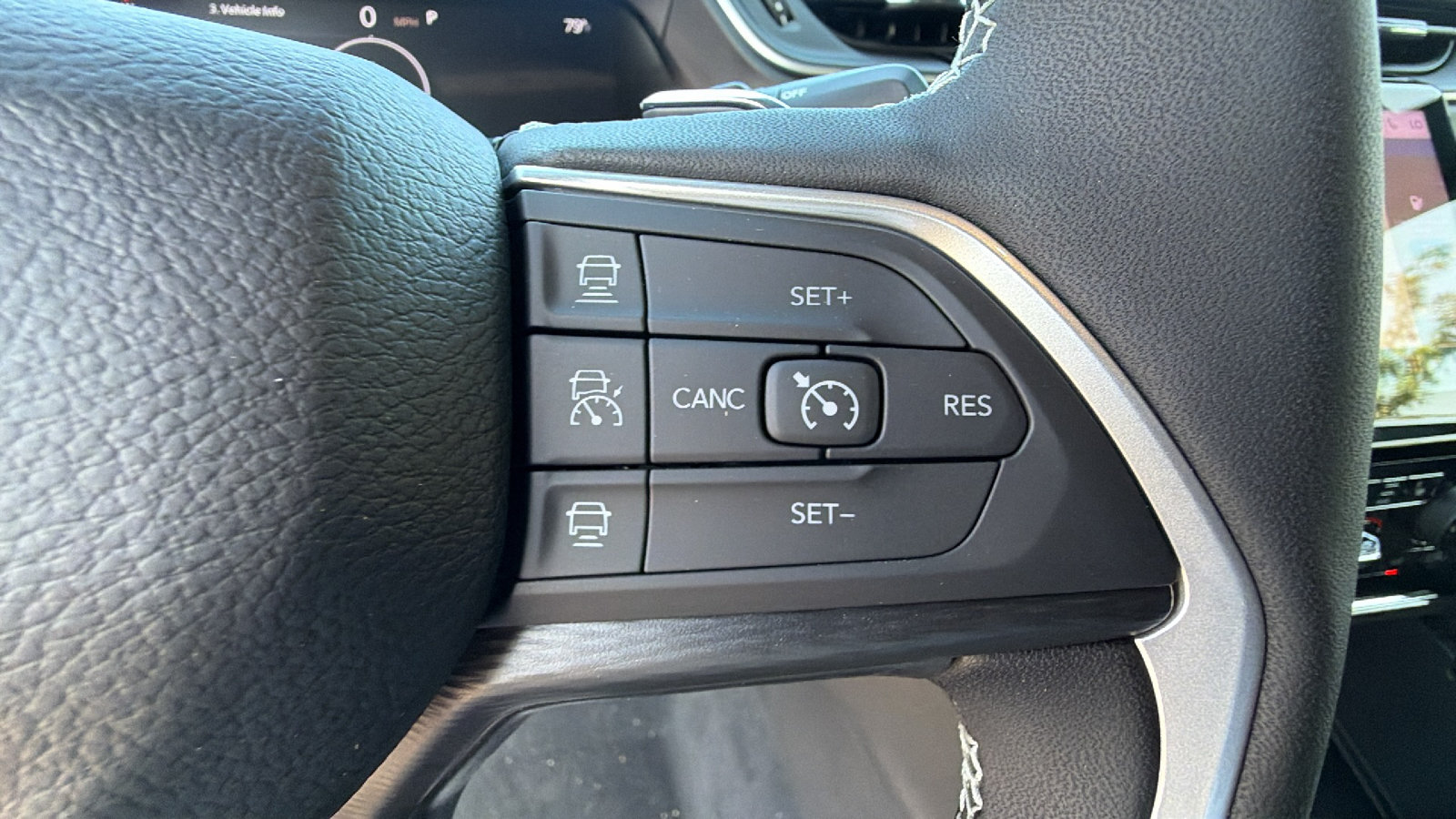 New 2027 Jeep Grand Cherokee Laredo X AWD/4WD image 25