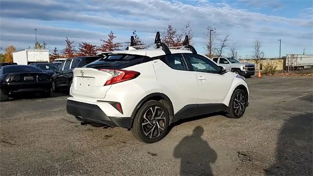 Used 2018 Toyota C-HR XLE image 8