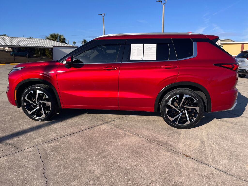 Used 2022 Mitsubishi Outlander SEL image 6
