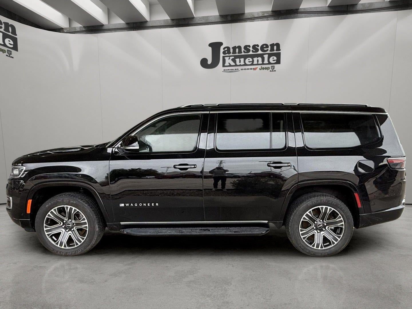 Used 2025 Jeep Wagoneer Series II