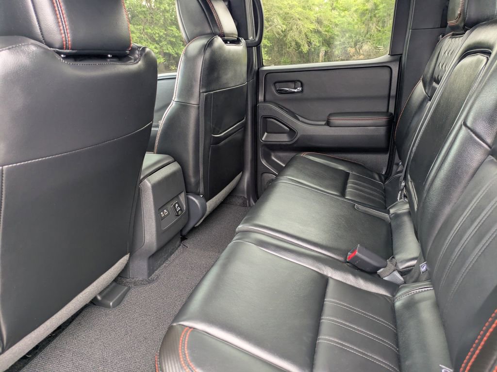 Used 2023 Nissan Frontier PRO-4X w/ Pro-4X Premium Package image 13