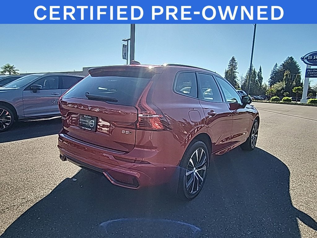 Certified 2023 Volvo XC60 B5 Plus w/ Protection Package Premier AWD/4WD image 5