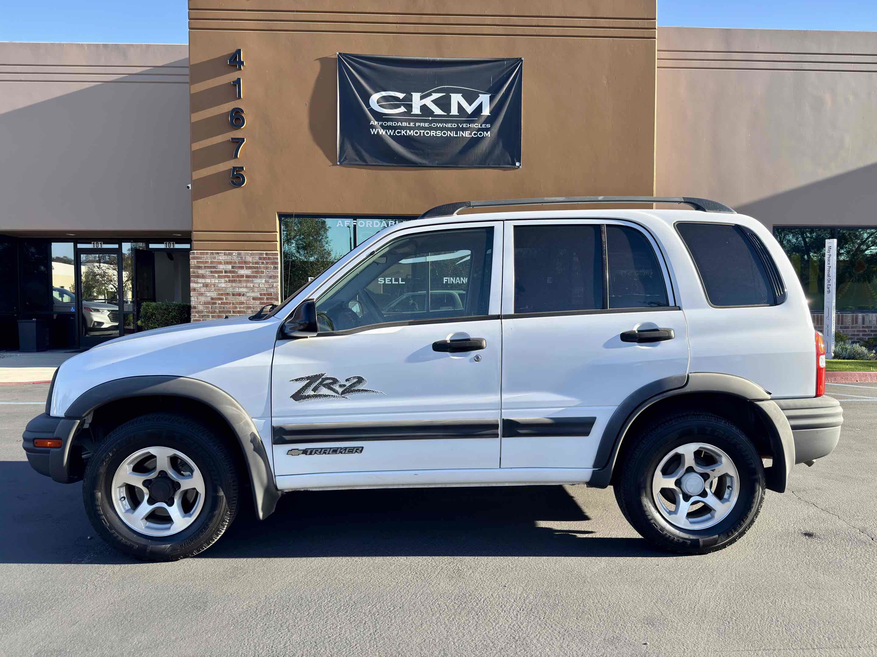 Used 2003 Chevrolet Tracker ZR2 image 3