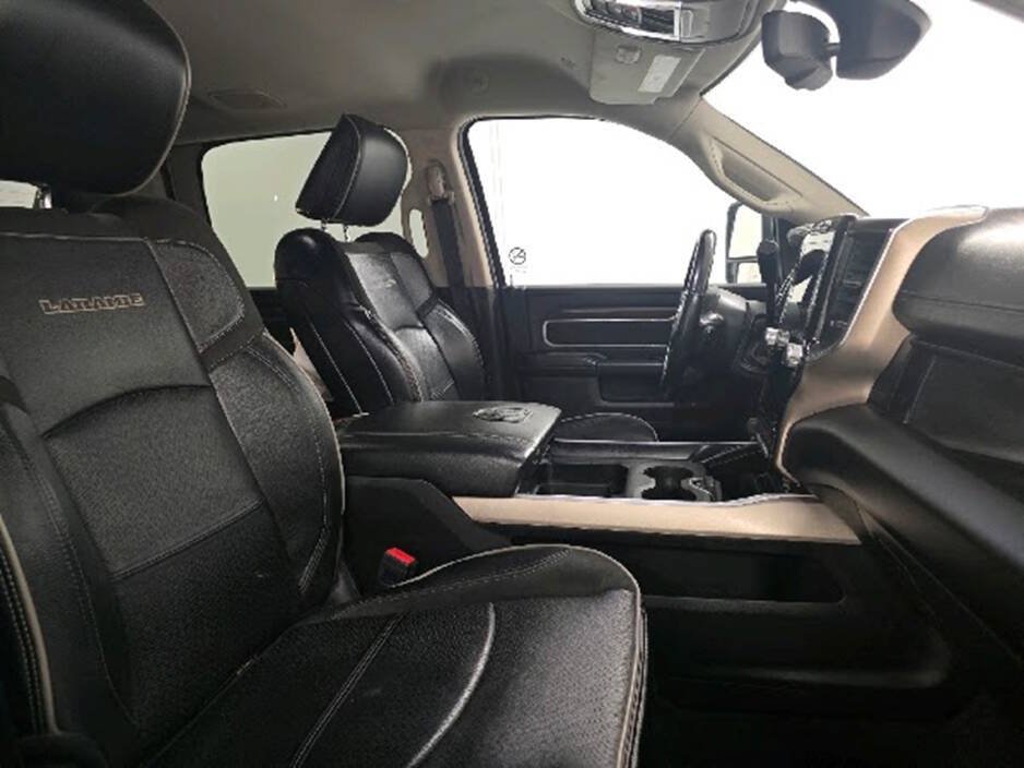 Used 2023 RAM 2500 Laramie AWD/4WD image 19
