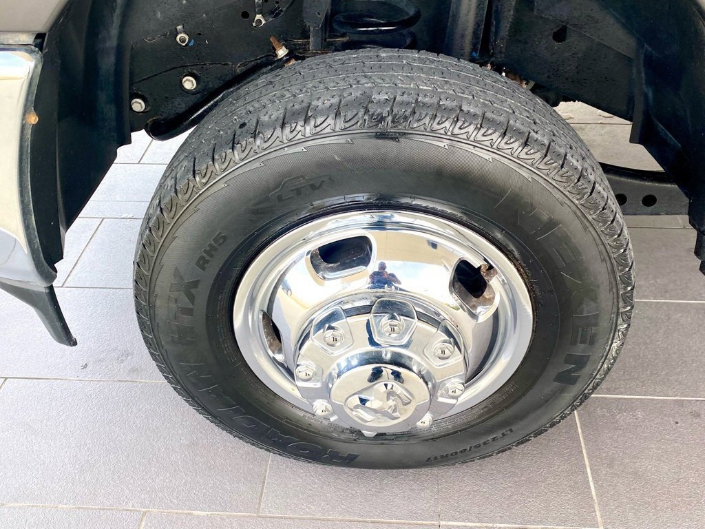 Used 2023 RAM 3500 Tradesman image 9