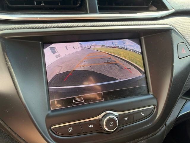 Used 2023 Chevrolet TrailBlazer LT FWD image 23