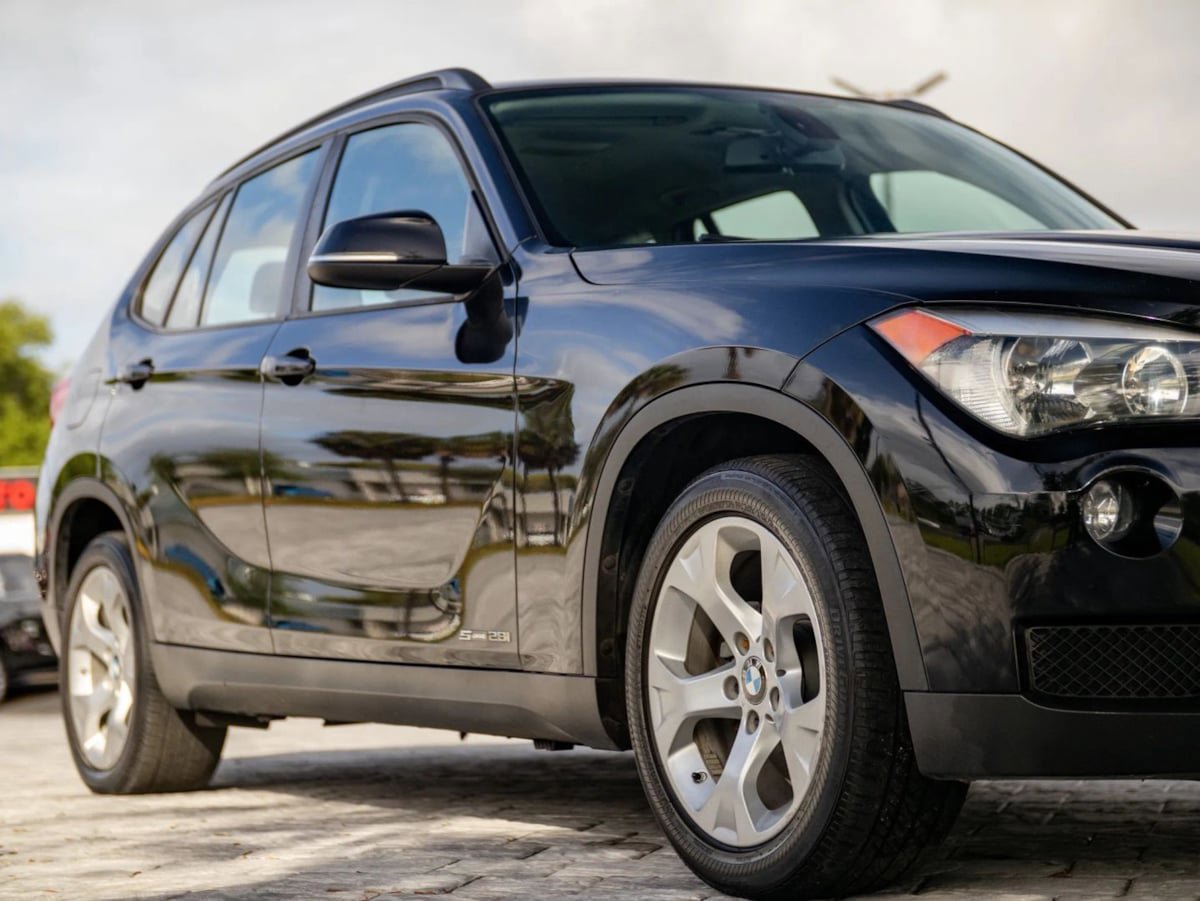 Used 2014 BMW X1 sDrive28i RWD image 3