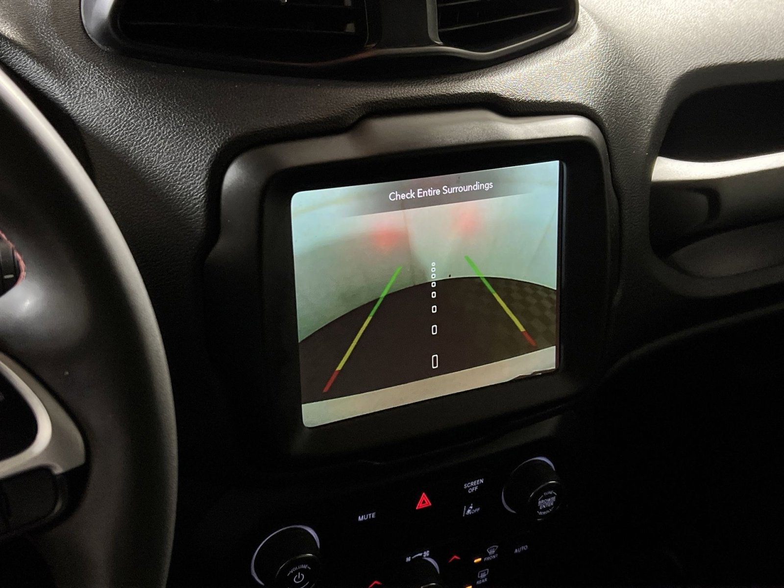 Used 2023 Jeep Renegade Trailhawk image 17