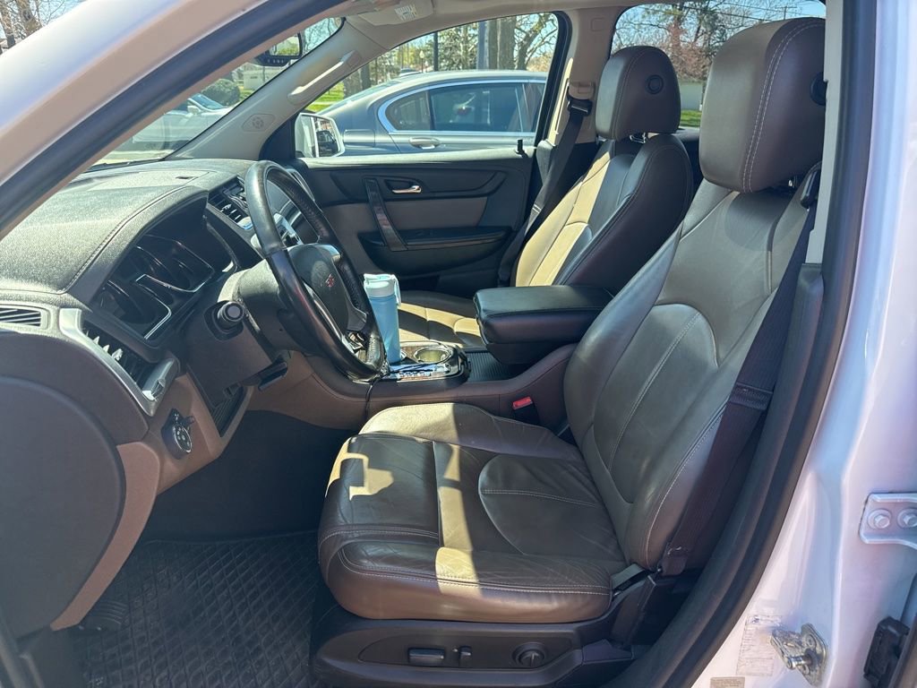 Used 2017 GMC Acadia Limited SLT image 6