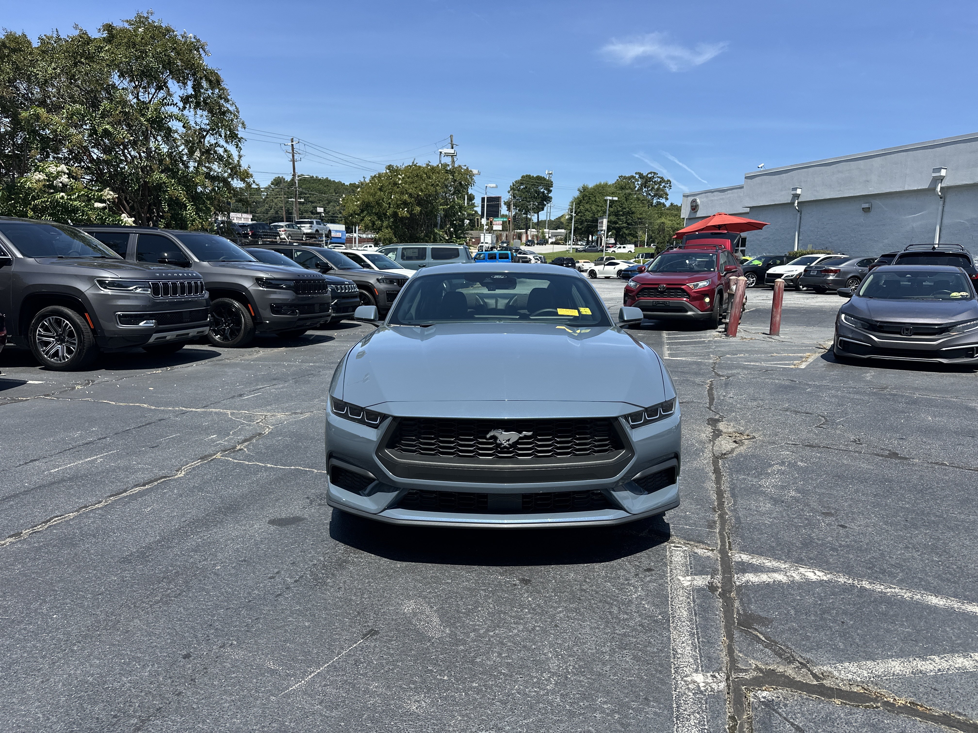 Used 2024 Ford Mustang Coupe RWD image 4
