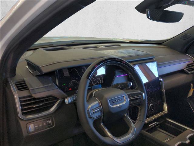 New 2026 GMC Acadia Denali w/ Super Cruise Package image 8