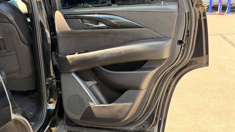 Used 2017 Cadillac Escalade Platinum AWD/4WD image 42