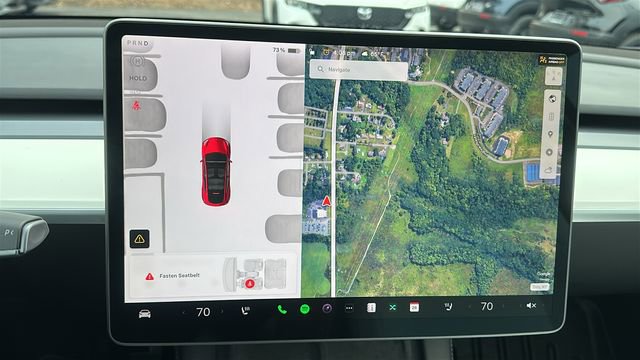 Used 2024 Tesla Model Y Long Range image 11