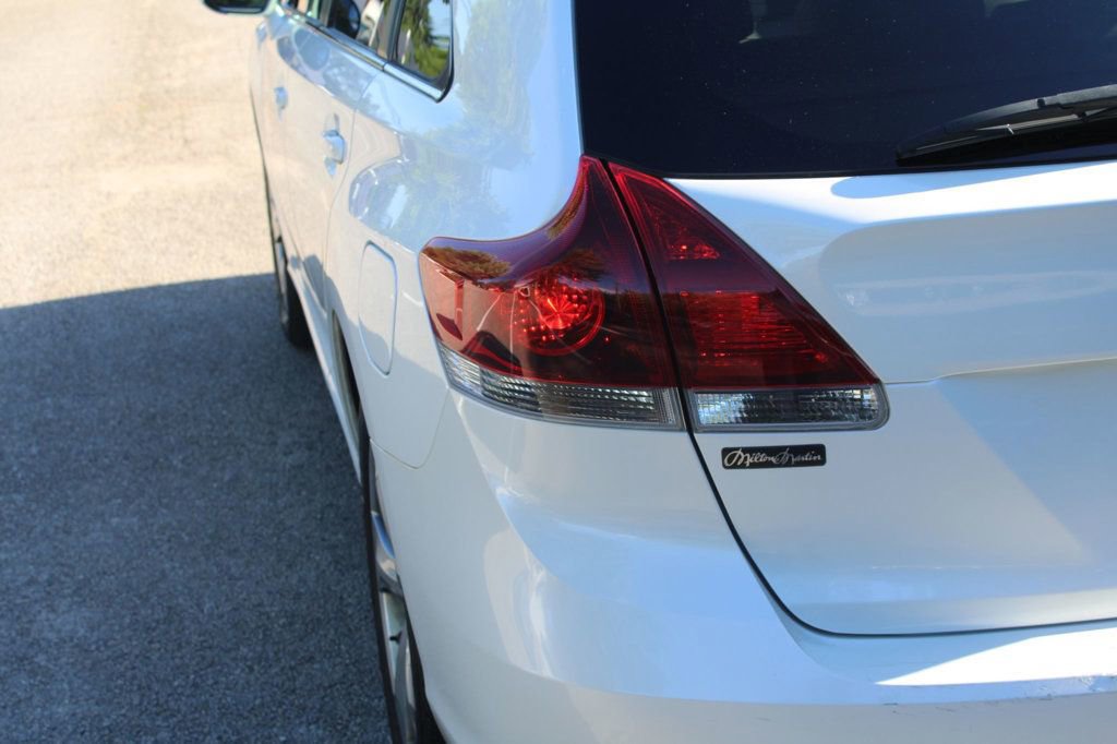 Used 2013 Toyota Venza XLE image 11