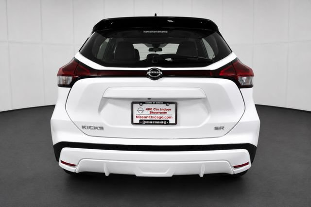 Certified 2023 Nissan Kicks SR w/ SR Premium Package FWD image 5