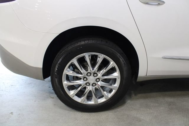 Used 2021 Buick Enclave Premium w/ Sun and Sites Package FWD image 29