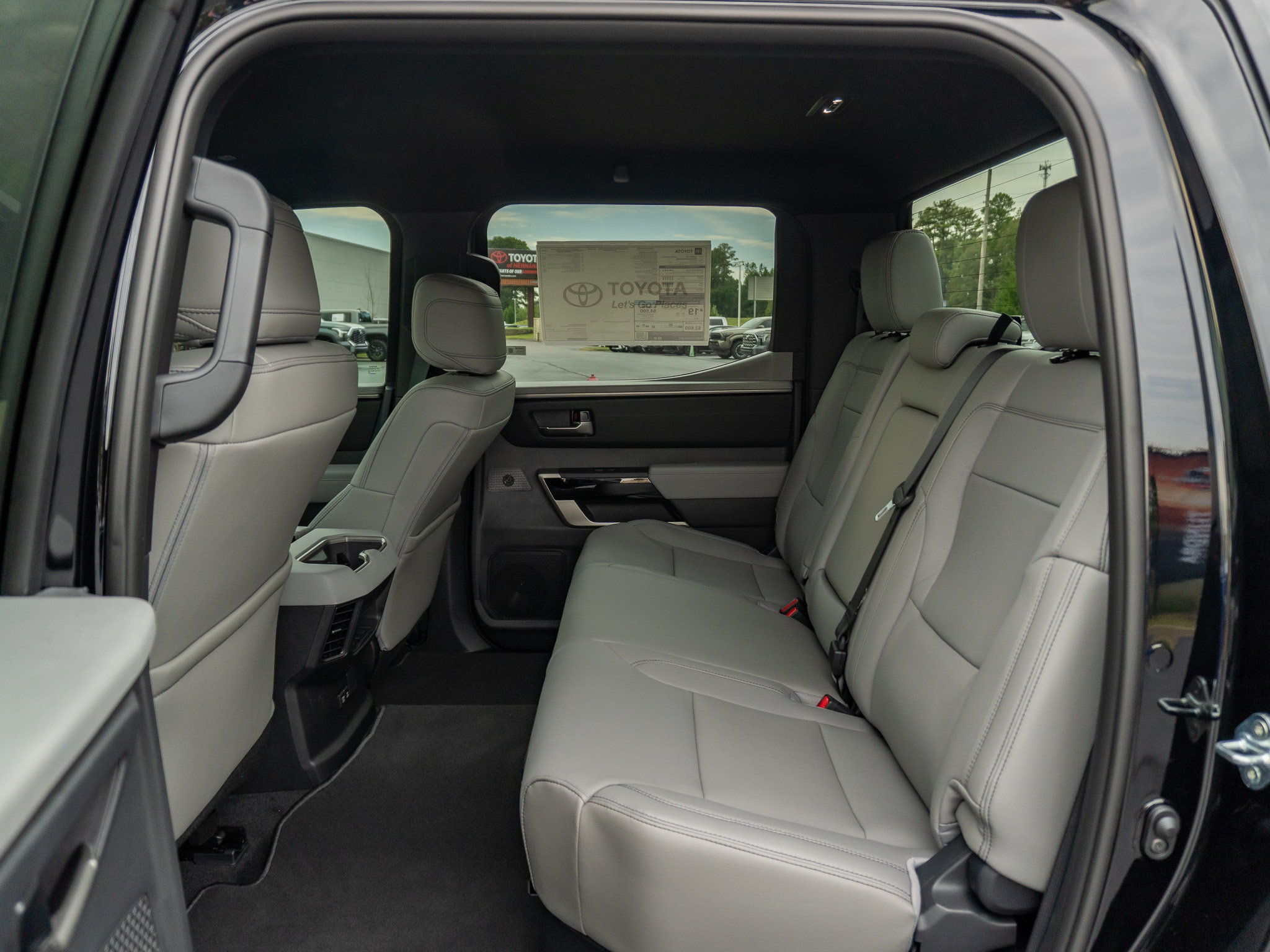 New 2026 Toyota Tundra Limited AWD/4WD image 15