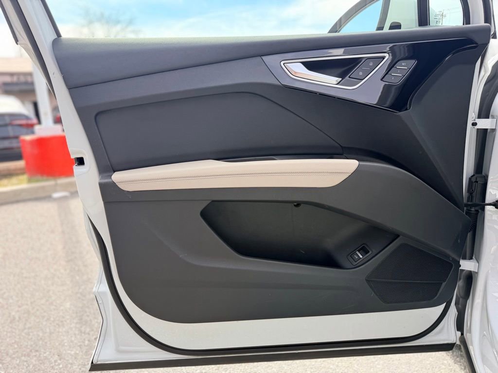 Certified 2024 Audi Q4 e-tron Premium Plus image 13