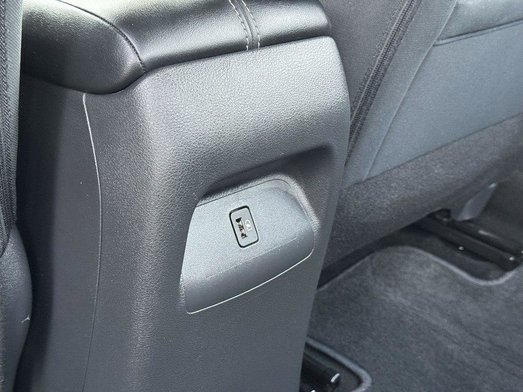 Used 2025 Nissan Sentra SV FWD image 22