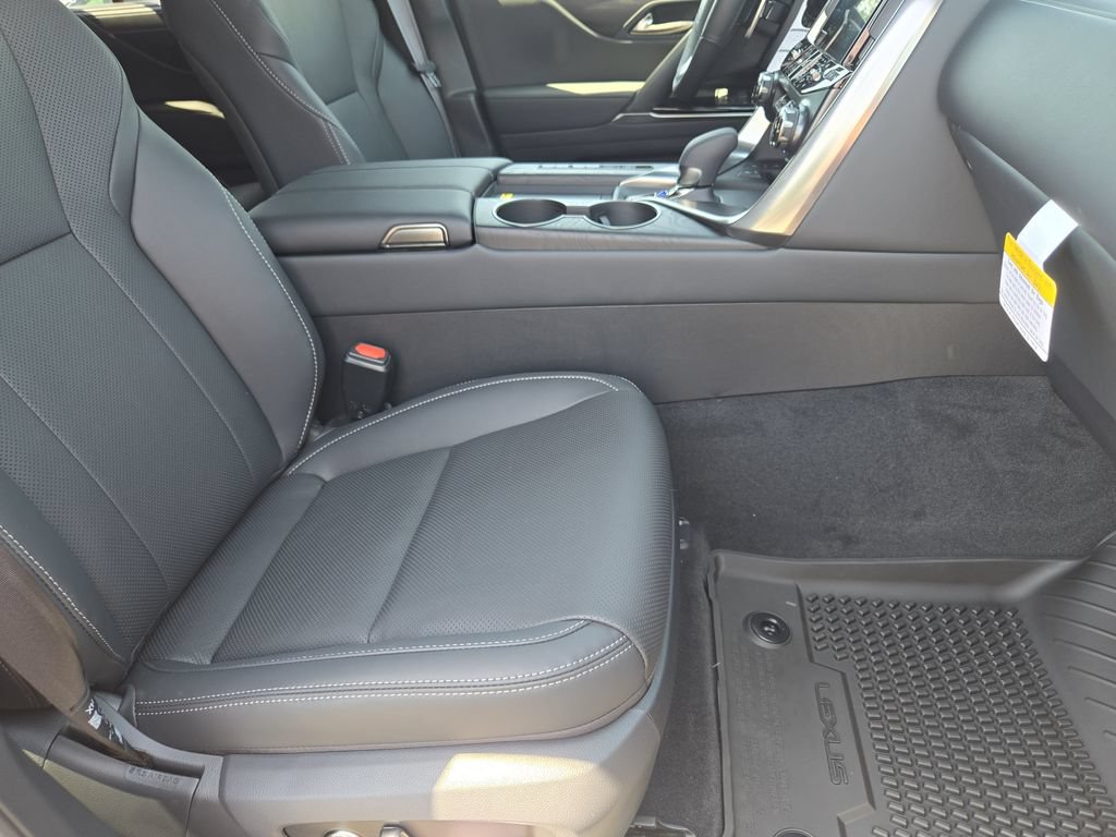 New 2026 Lexus LX 700h Luxury w/ Appearance Package AWD/4WD image 10