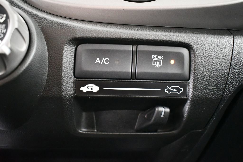 Used 2011 Honda Fit image 23