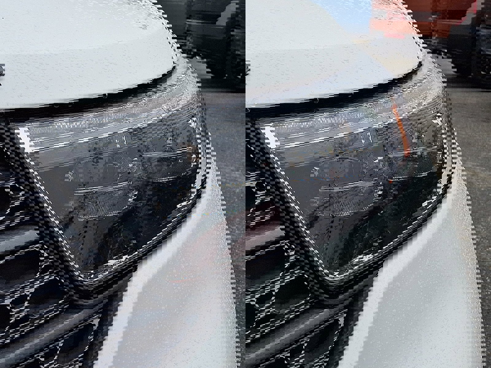 Used 2023 Ford Explorer XLT w/ Equipment Group 202A image 7