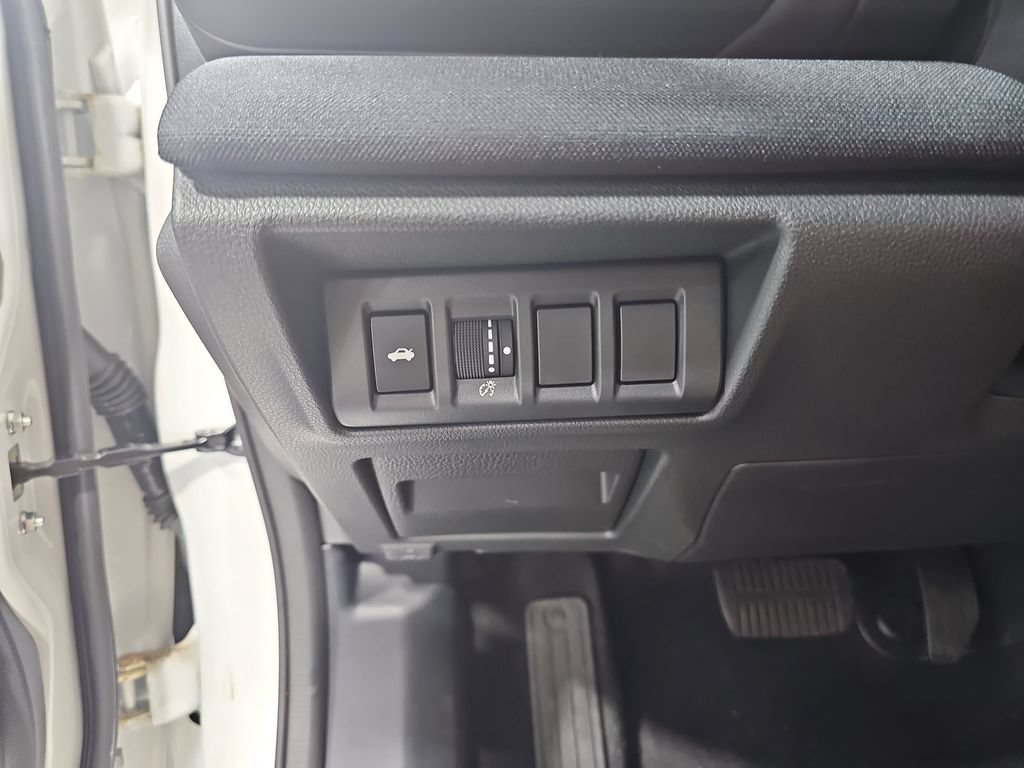 Used 2025 Subaru Legacy Premium AWD/4WD image 25
