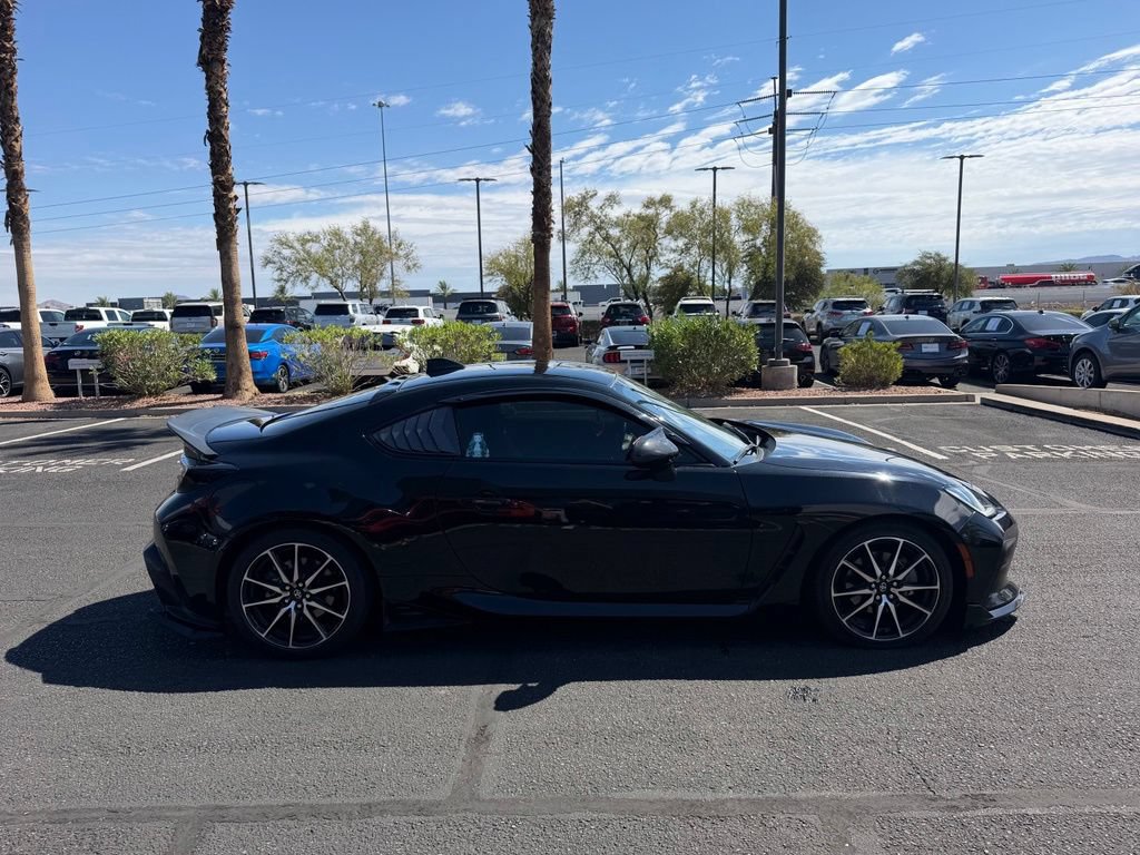 Used 2023 Toyota GR86 RWD image 4
