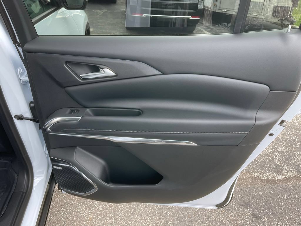 New 2026 Chevrolet Traverse High Country w/ LPO, Floor Liner Package AWD/4WD image 25