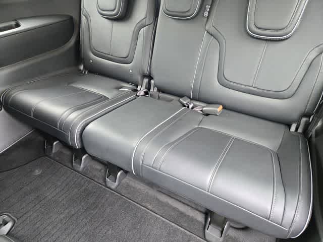 Used 2025 INFINITI QX80 Sensory AWD/4WD image 14