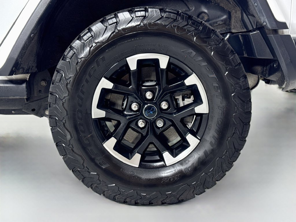 Used 2024 Jeep Wrangler Unlimited Rubicon 4xe AWD/4WD image 12