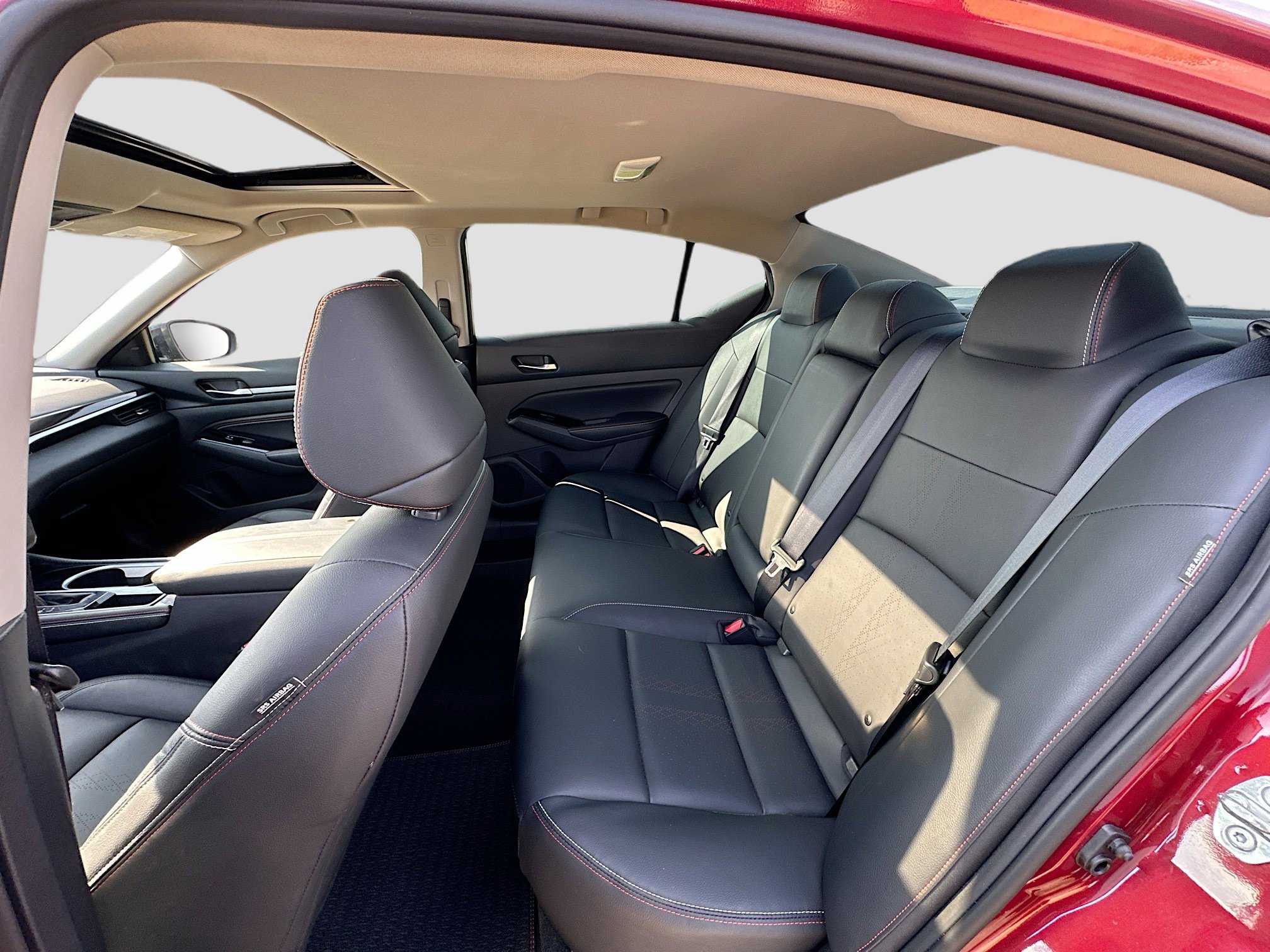 Used 2023 Nissan Altima 2.5 SR w/ SR Premium Package image 23