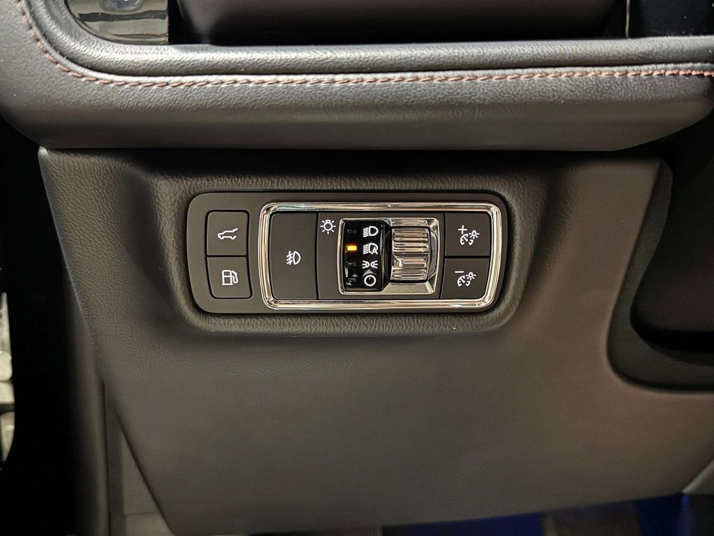 Certified 2022 Lincoln Aviator Grand Touring w/ Equipment Group 301A image 11