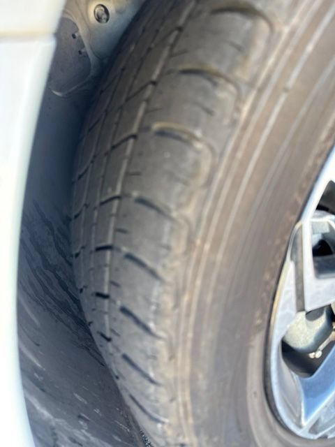 Used 2023 Kia Forte LXS w/ LXS Technology Package FWD image 4