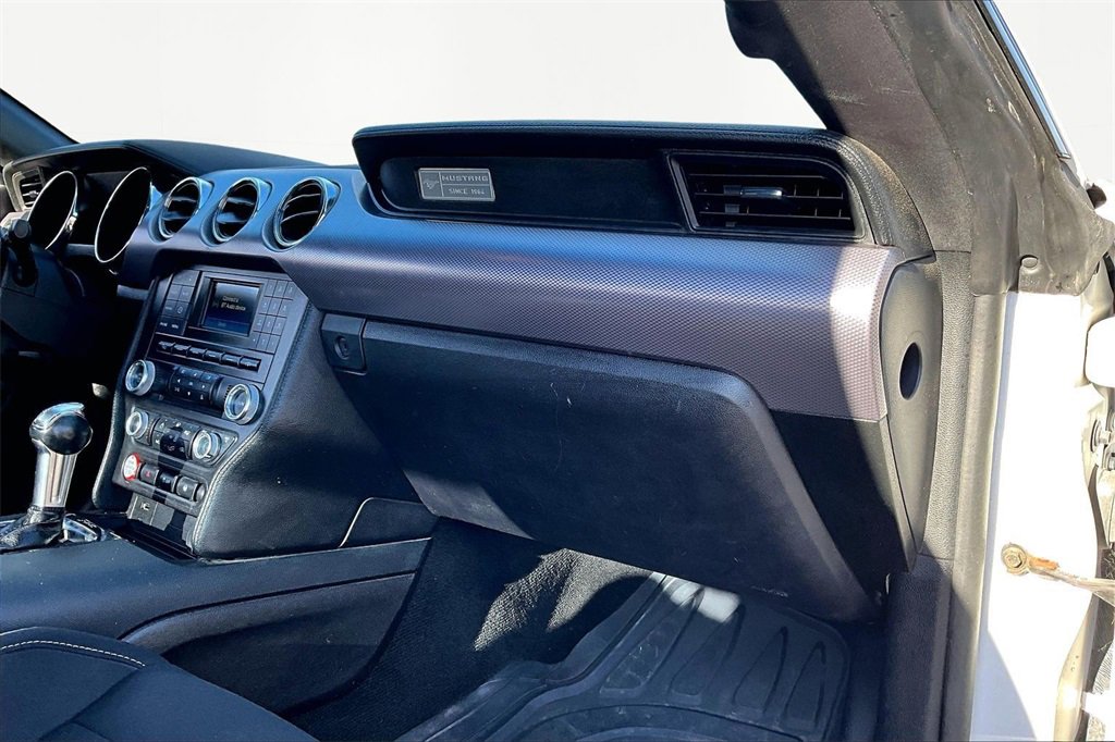 Used 2016 Ford Mustang Coupe image 17