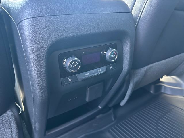 New 2026 Chevrolet Traverse RS image 19